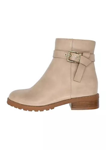 Crown & Ivy Levi Boots (box), 6.5, Lt. Neutral, EUC