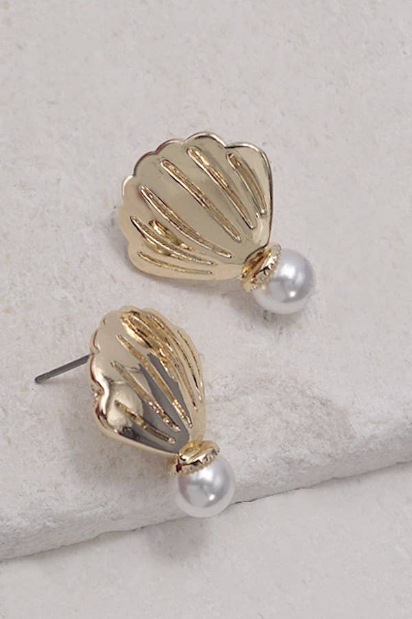 SEASHELL PEARL STUD EARRINGS | 80E3455