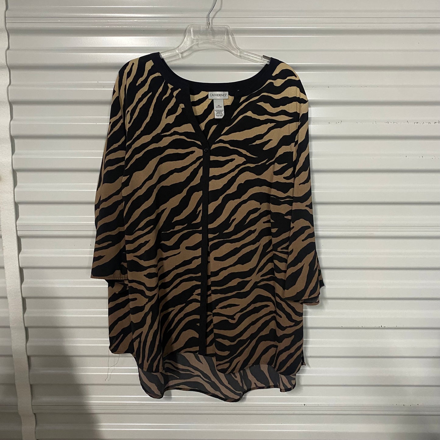 (1008) tiger Print  Catherines Ls Shirt, 2x