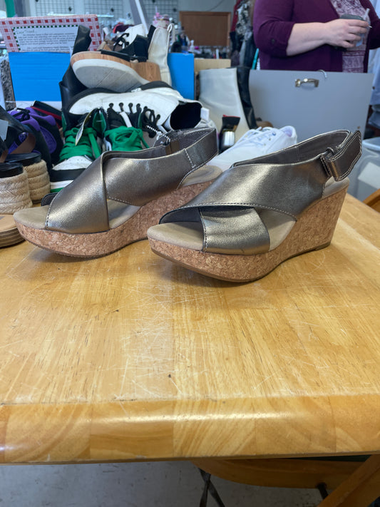 pewter clarks Shoes Dress, 6.5*