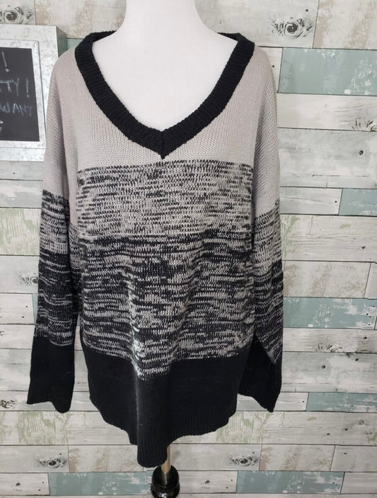 Black Lularoe Torrie Sweater NWT, Medium